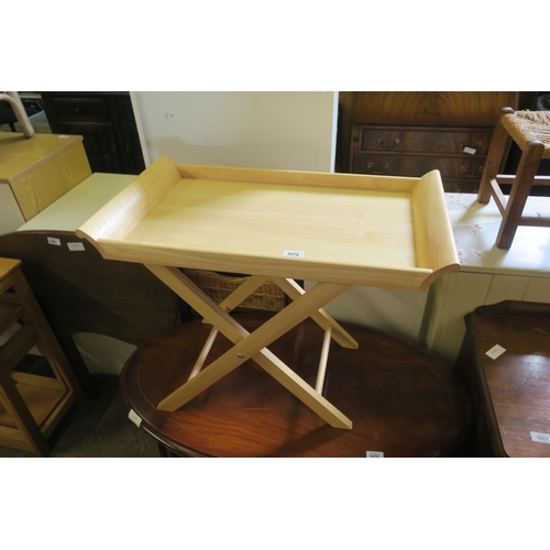 1078 - FOLDING TV TABLE