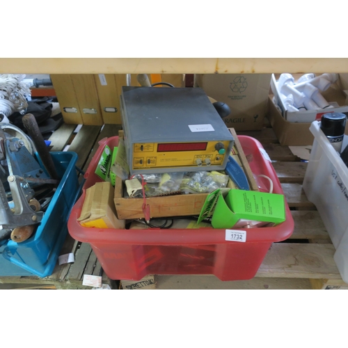 1732 - BOX OF ELECTRICAL AND ELECTRONIC COMPONENTS AND SPARES