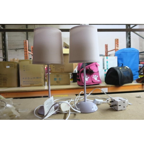 822 - 2 BEDSIDE LAMPS