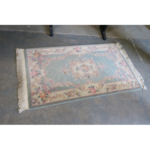 648 - TRADITIONAL PASTEL RUG