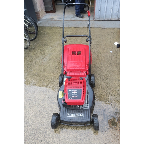 32 - MOUNTFIELD HP470 PETROL MOWER