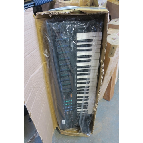 CASIO TONE BANK KEYBOARD CT 390