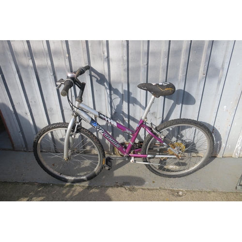 23 - BARRACUDA CHILDS MOUNTAIN BIKE