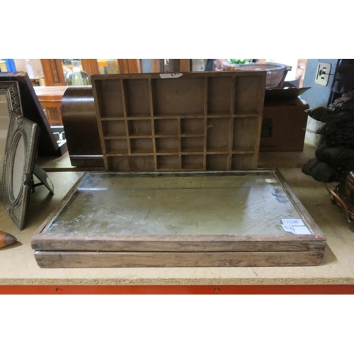 1295 - DISPLAY CABINET AND COLLECTORS TRAY