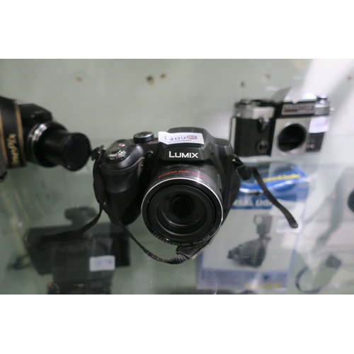 1409 - PANASONIC LUMIX CAMERA