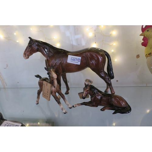 1467 - THREE BESWICK HORSE FIGURINES