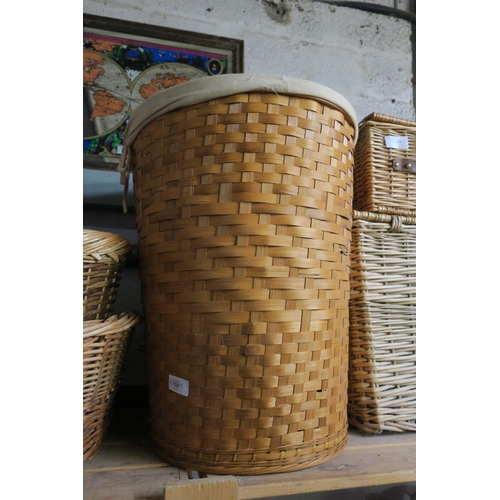 1550 - BAMBOO LAUNDRY BIN