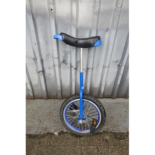 9 - UNICYCLE