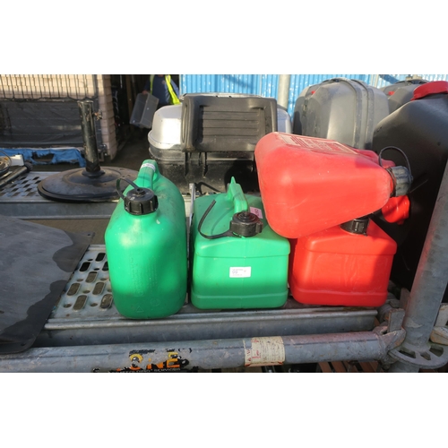 99 - 4 PETROL CANS