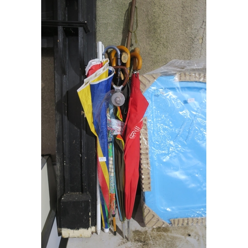 173 - SELECTION OF VARIOUS UMBRELLAS