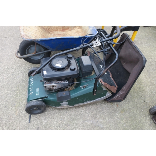 18 - HAYTER  HARRIER 48 MOWER