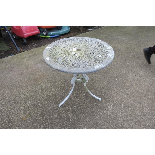 21 - CAST ALUMINIUM BISTRO TABLE