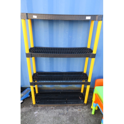 28 - BLACK AND YELLOW SHELVING