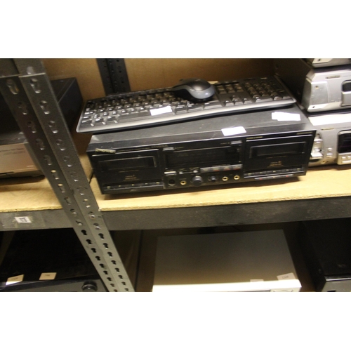 718 - PIONEER CT-W630R STEREO DOUBLE CASSETTE DECK