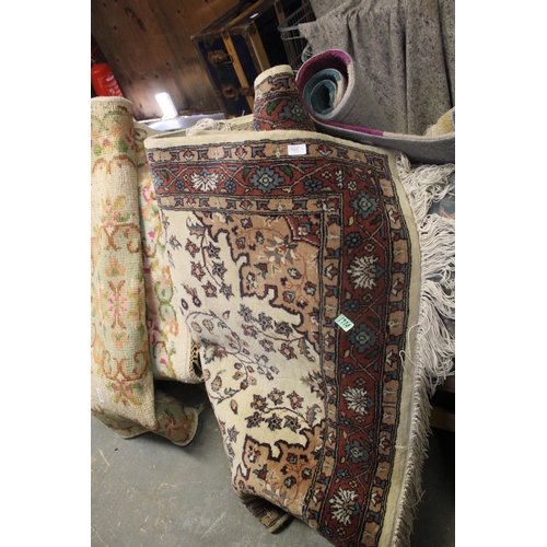 763 - LARGE TRADITIONAL RUG