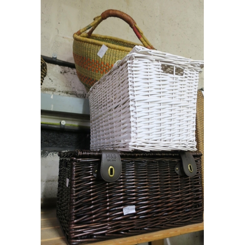 1425 - BUNDLE OF WICKER