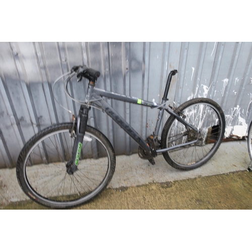 4 - RIDGEBACK ALUMINIUM FRAME BIKE