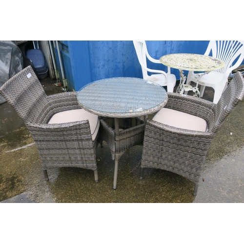 40 - SUPREMO BRAND WICKER EFFECT PATIO SET