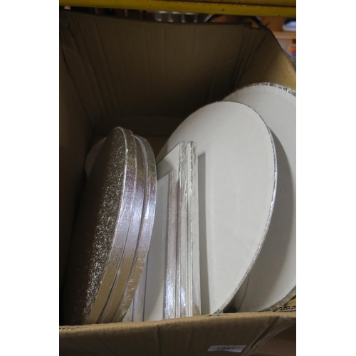 1047 - BOX OF CAKE BOARDS, ASSORTED SIZES