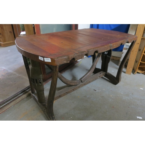 1101 - BEAUTIFUL RUSTIC DINING TABLE CONSTRUCTED FROM ANTIQUE WAGON PARTS