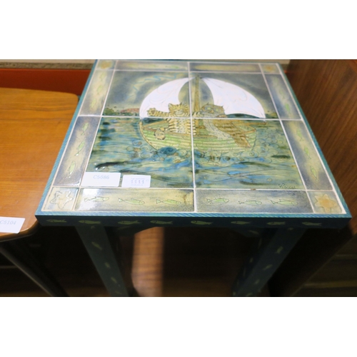 1111 - BEAUTIFULLY PAINTED SMALL TABLE WITH GLAZED TILE TOP DEPICTING A SCENE FROM THE NURSERY RHYME 