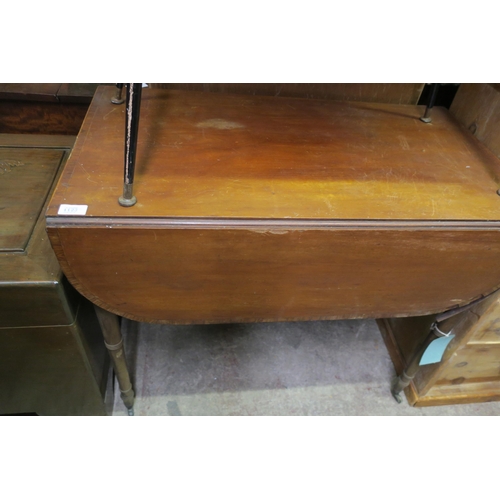 1123 - VINTAGE PEMBROKE TABLE - FINE MARQUETRY - SOME DAMAGE TO LEAF