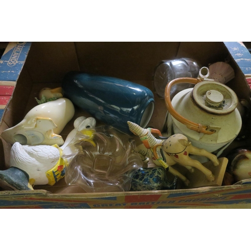 1299 - LARGE CRATE OF VINTAGE COLLECTABLES