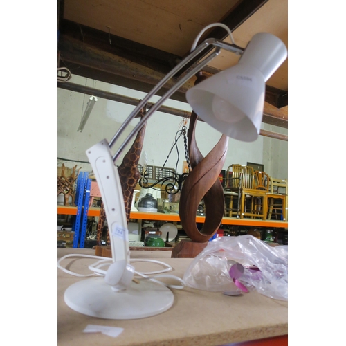 764 - ADJUSTABLE DESK LAMP