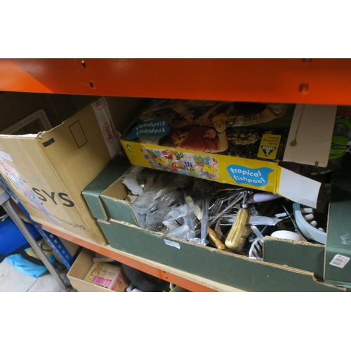 770 - BAY OF HOUSEHOLD CLEARANCE ITEMS