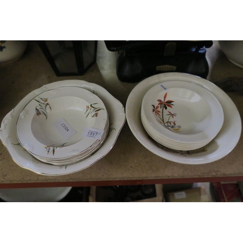 1517 - COLLECTION OF CHINAWARE INCLUDING CROWN CLARENCE