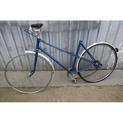 11 - LADIES BLUE BIKE SPARES