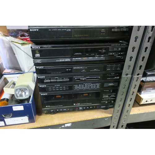 654 - SONY STACKING HIFI