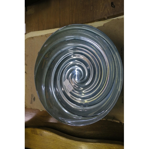 1430 - PEARL LUSTER STUDIO GLASS BOWL