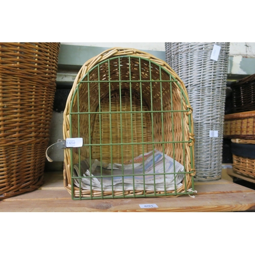 1450 - WICKER CAT CARRIER