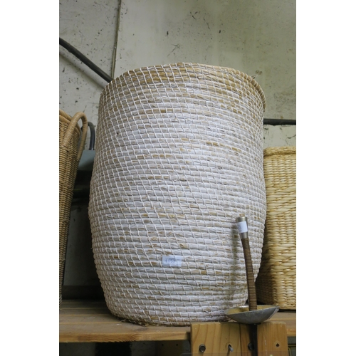 1453 - STRAW COIL LAUNDRY BASKET