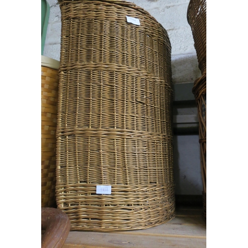 1456 - WICKER CORNER LAUNDRY BASKET