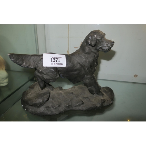 1371 - HEAVY STONE BLACK RETRIEVER DOG FIGURE