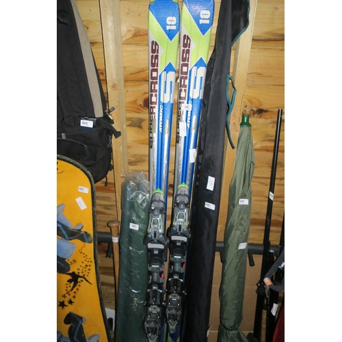 801 - SLIDERCROSS SKIS