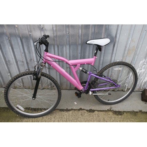 3 - ZOOM PINK AND PURPLE MOUNTAIN BIKE