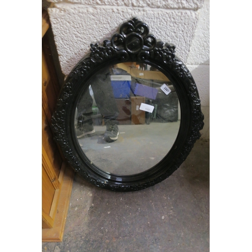 1587 - GOTHIC STYLE DECORATIVE WALL MIRROR