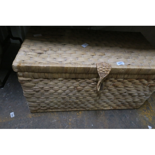 1593 - LARGE STRAW WEAVE LAUNDRY BASKET