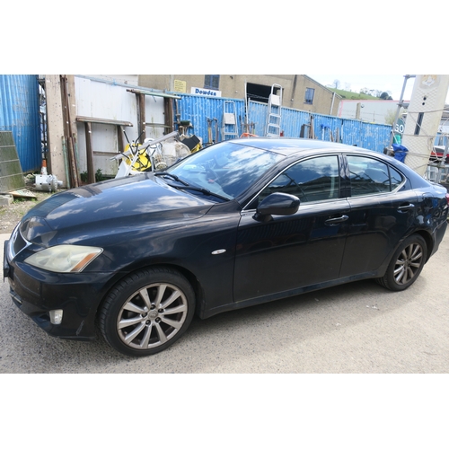 75 - LEXUS CAR 220I DIESEL .CAR HAS KEYLESS ENTRY AND STARTING .HAS SAT NAV AND REVERSING CAMERA .NEEDS A... 