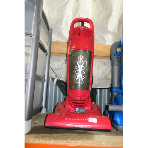 409 - RED UPRIGHT VACUUM CLEANER