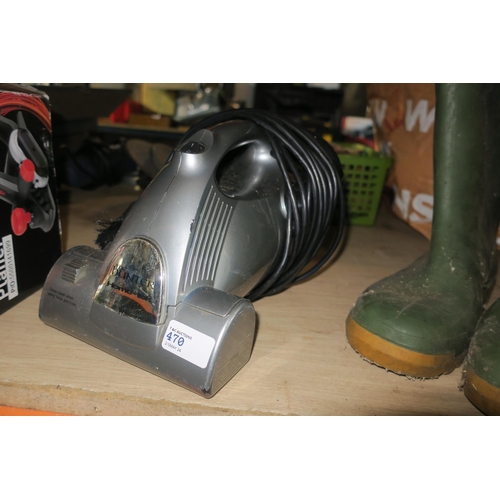 470 - THE HUNTER BRAND HAND HELD VACUUM