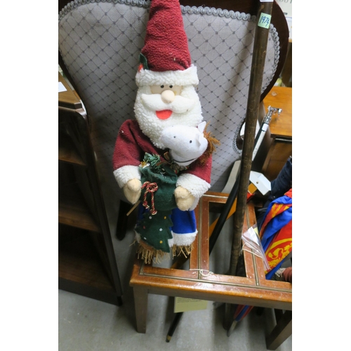 514 - QUIRKY FATHER CHRISTMAS BROOM DECORATION