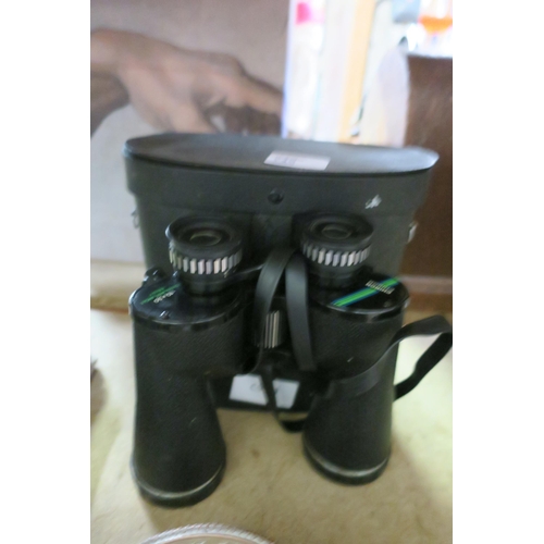 749 - CHINON 10X50 BINOCULARS