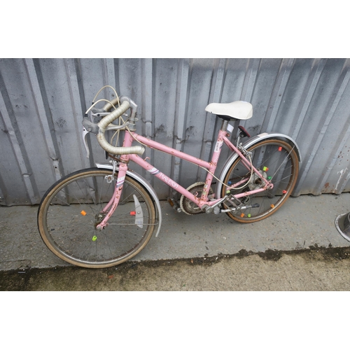 11 - VINTAGE RALEIGH GIRLS BICYCLE