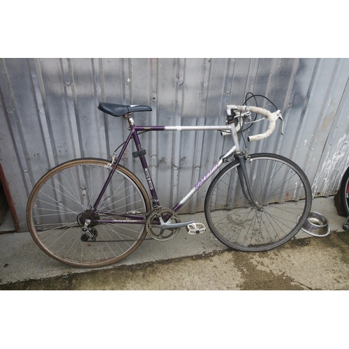 14 - VINTAGE RALEIGH RACING BIKE