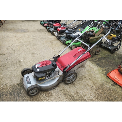 39 - MOUNTFIELD GCV HONDA LAWN MOWER