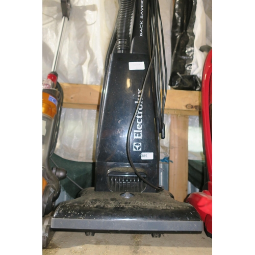 385 - ELECTROLUX UPRIGHT VACUUM CLEANER